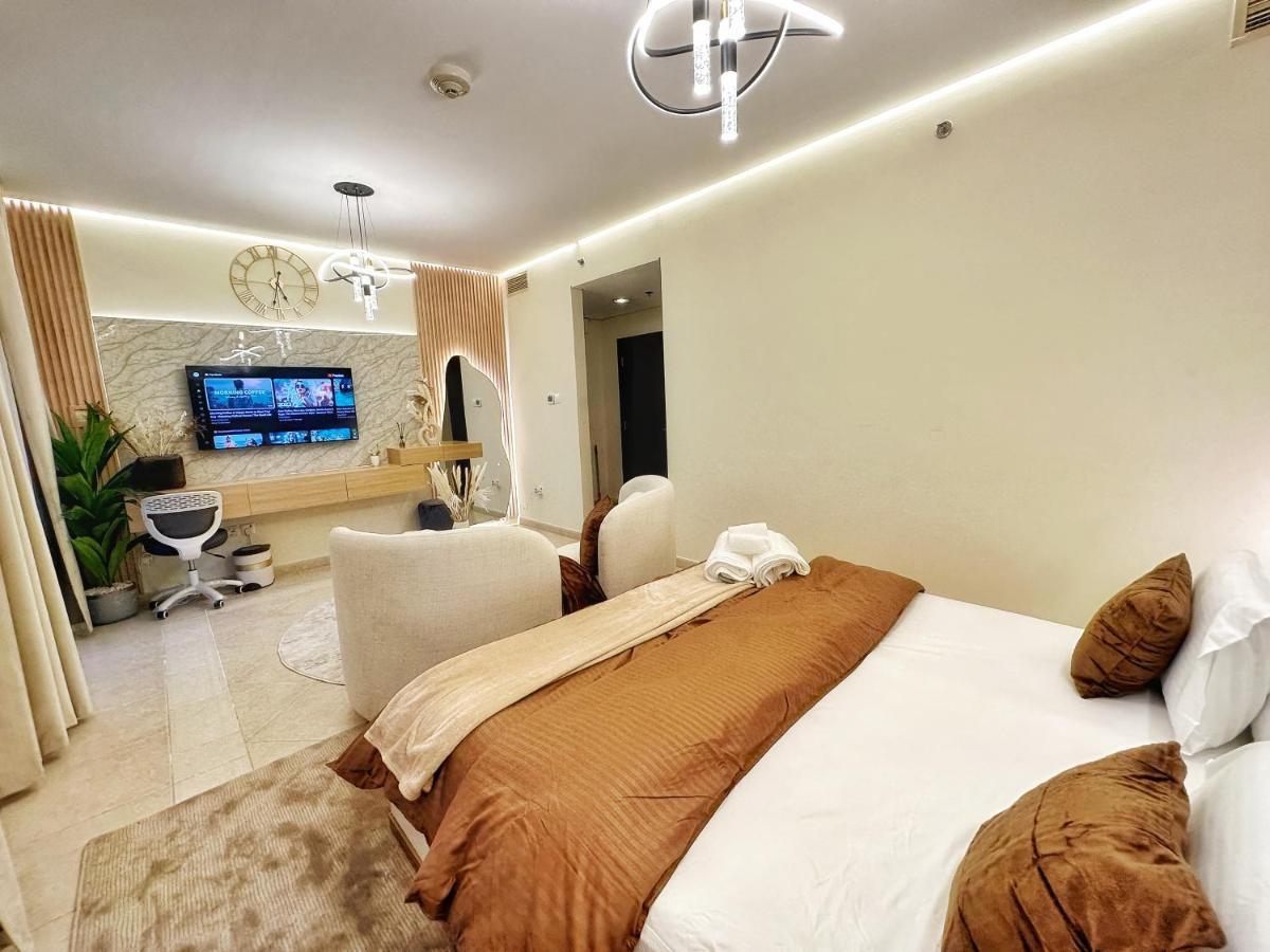 Life Above Clouds Apartamento Dubai Exterior foto