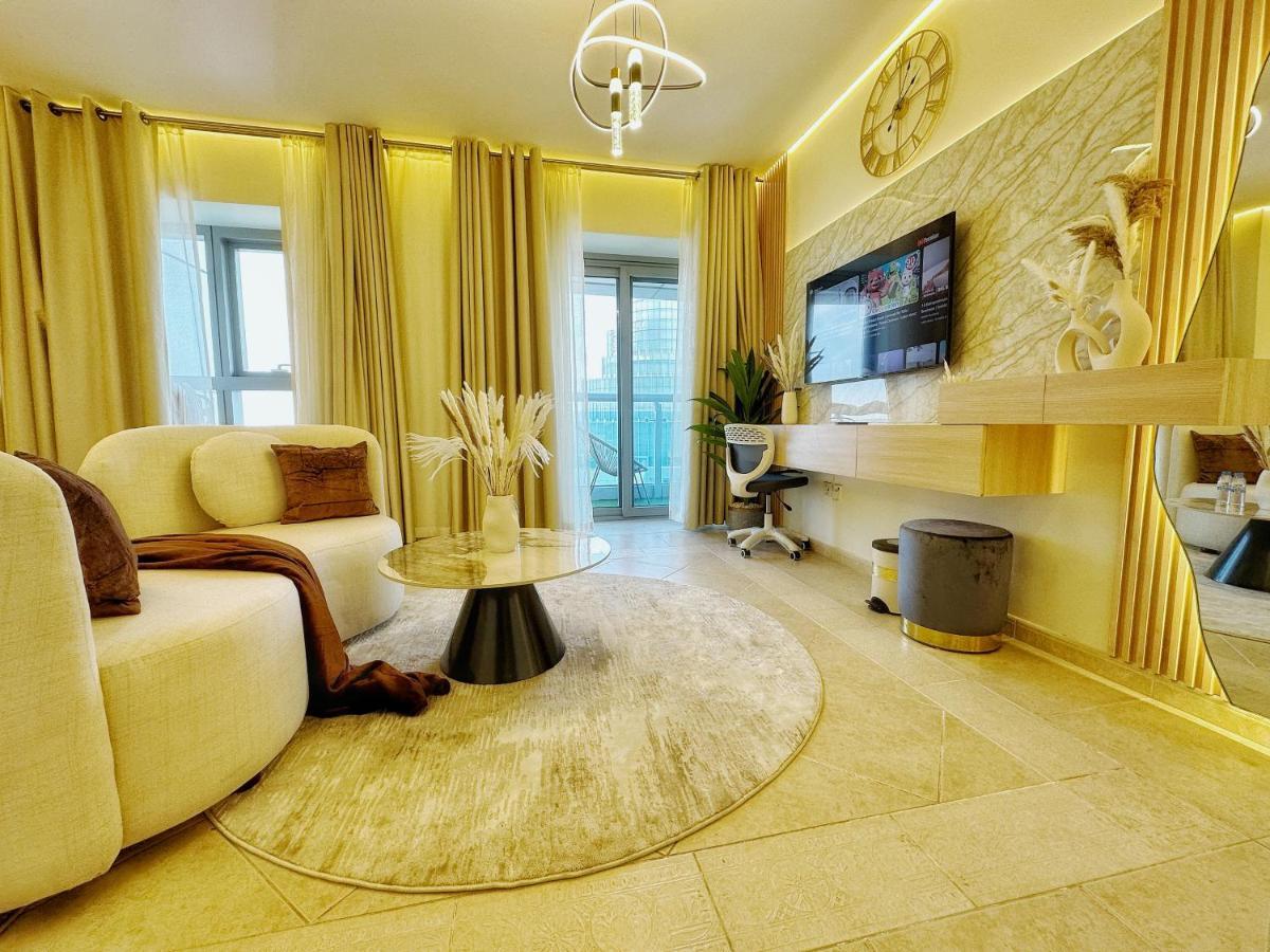 Life Above Clouds Apartamento Dubai Exterior foto