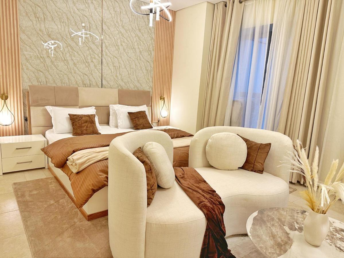 Life Above Clouds Apartamento Dubai Exterior foto