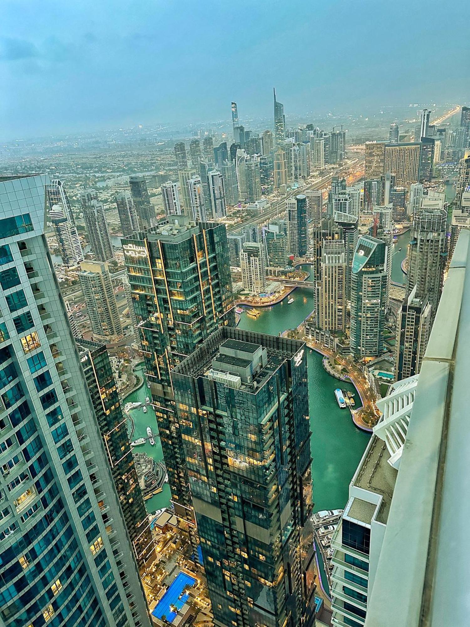 Life Above Clouds Apartamento Dubai Exterior foto
